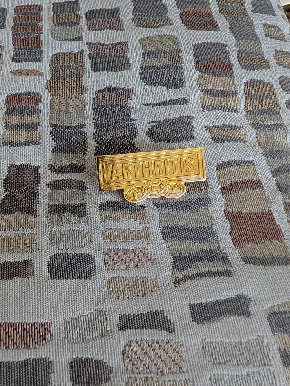 Vintage 70-80s IOOF Arthritis Foundation Promo Fundraising Pin Gold Enameled Vtg
